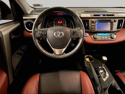 Used 2013 Toyota RAV4 Limited AWD/4WD image 6