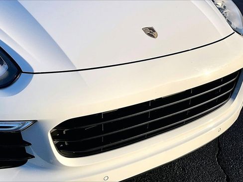 Used 2016 Porsche Cayenne image 28