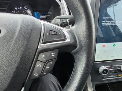 Used 2023 Ford Edge SEL w/ Sport Appearance Package image 16