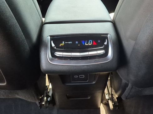Certified 2024 Cadillac XT6 Luxury AWD/4WD image 20