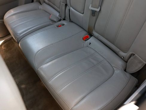 Used 2008 Saturn Vue XR w/ Premium Trim Package FWD image 15