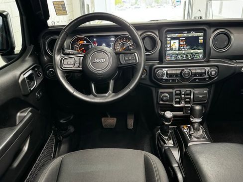 Certified 2022 Jeep Wrangler Unlimited Sport AWD/4WD image 11