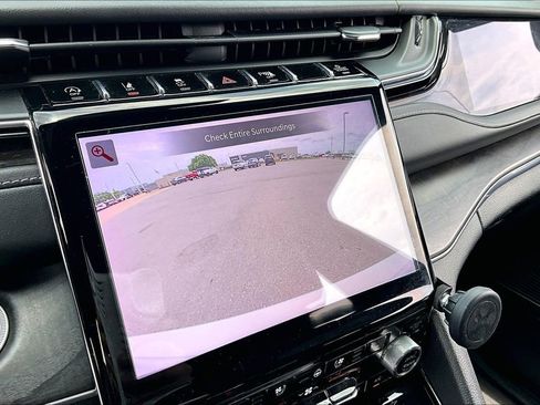Used 2023 Jeep Grand Cherokee L Overland w/ Rear Seat Video Group I AWD/4WD image 23