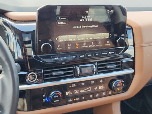 Used 2024 Nissan Pathfinder Platinum w/ Cargo Package image 16