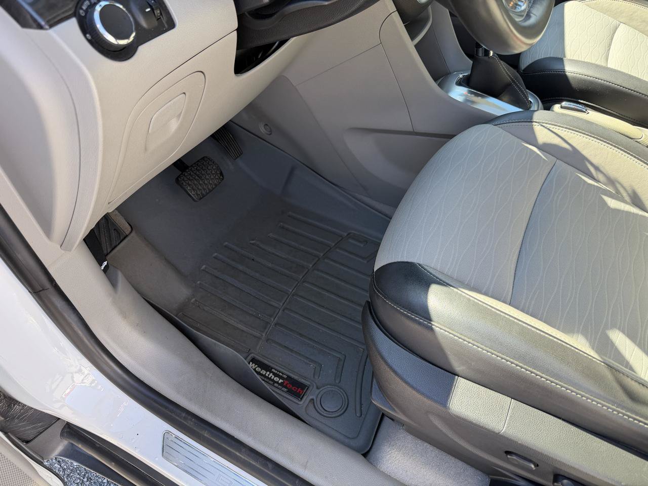 Used 2016 Buick Encore FWD image 10