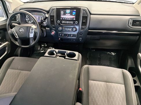 Used 2023 Nissan Titan SV image 12