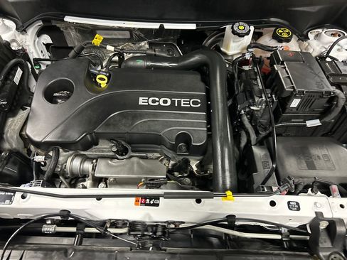 Used 2022 GMC Terrain SLE w/ Driver Convenience Package image 26