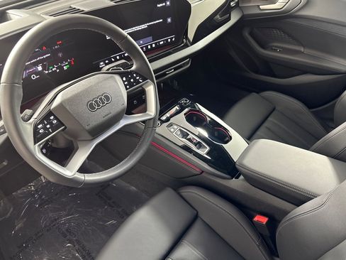 Used 2025 Audi A5 2.0T Premium Plus w/ Premium Plus image 9