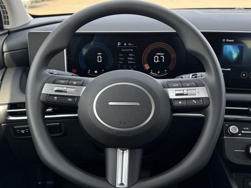 New 2026 Hyundai Tucson SE image 11