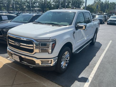 Used 2024 Ford F150 Lariat w/ FX4 Off-Road Package AWD/4WD image 2