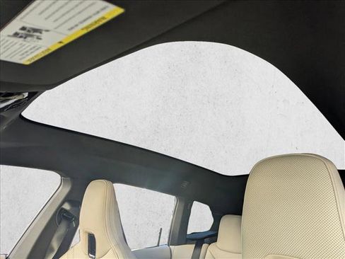 New 2026 BMW iX xDrive60 w/ Premium Package image 17