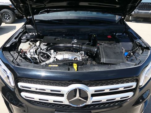 Used 2023 Mercedes-Benz GLB 250 4MATIC image 28