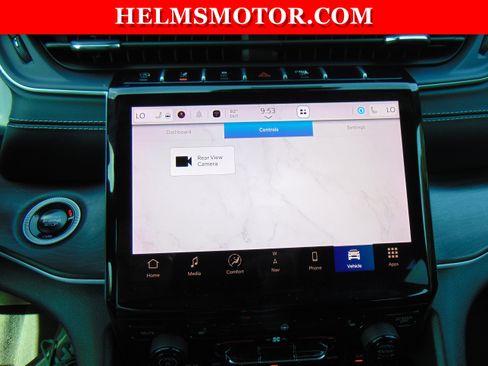 Used 2024 Jeep Grand Cherokee Limited w/ Black Appearance Package AWD/4WD image 28