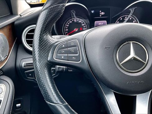 Used 2015 Mercedes-Benz C 300 4MATIC Sedan image 23
