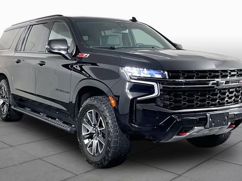 Used 2021 Chevrolet Suburban Z71 w/ Z71 Off-Road Package AWD/4WD image 3