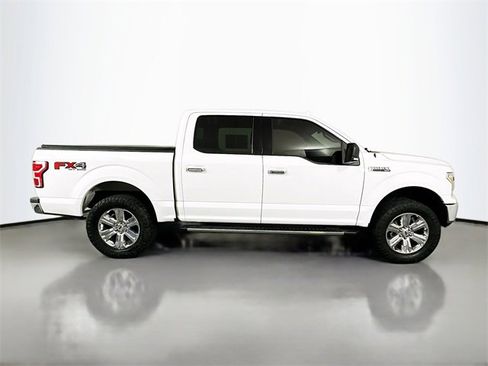 Used 2018 Ford F150 XLT w/ Equipment Group 302A Luxury image 8