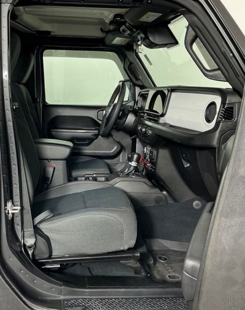 Used 2024 Jeep Gladiator Sport AWD/4WD image 27