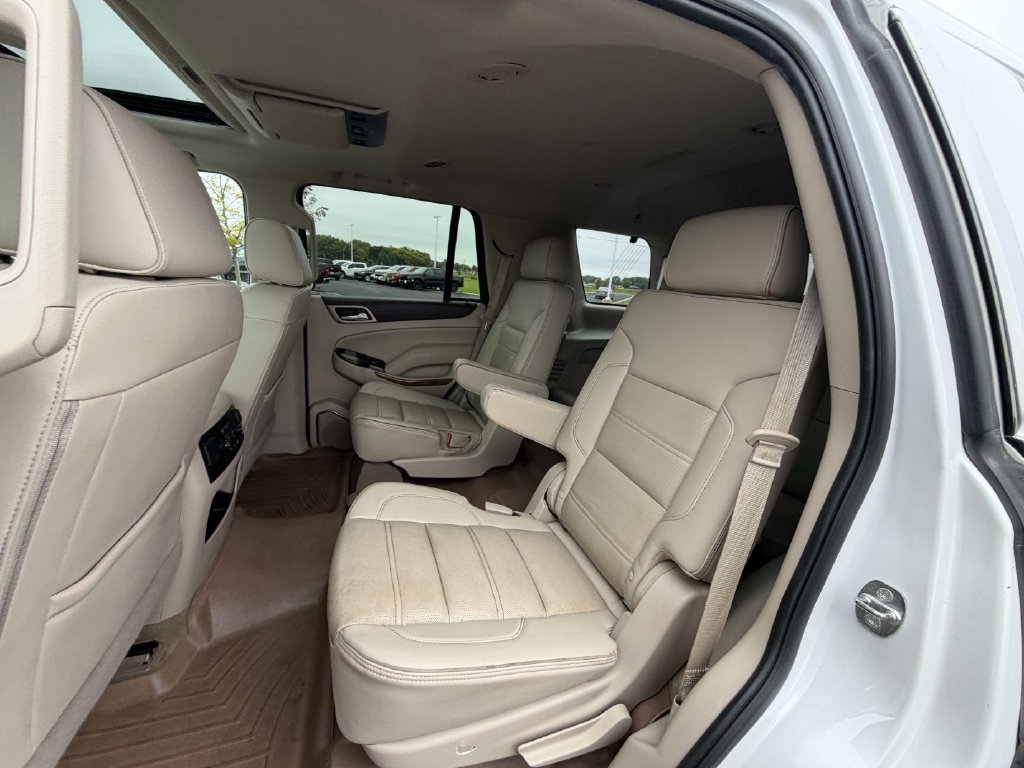 Used 2017 GMC Yukon Denali w/ Open Road Package AWD/4WD image 16