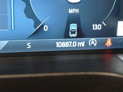 Used 2025 Ford Ranger Lariat w/ Chrome Accent Package image 34