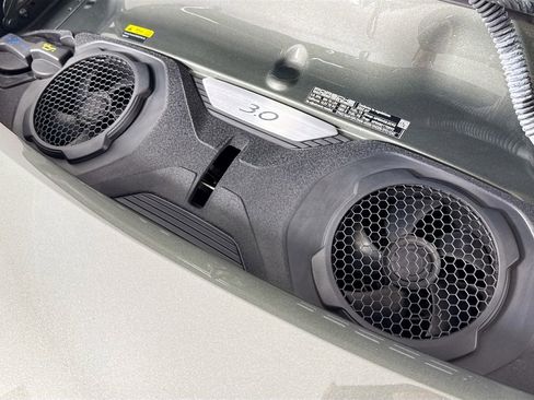 Used 2022 Porsche 911 Carrera image 38