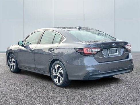 Used 2021 Subaru Legacy Premium image 6