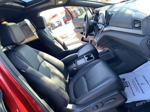 Used 2025 Honda Odyssey Sport-L image 14