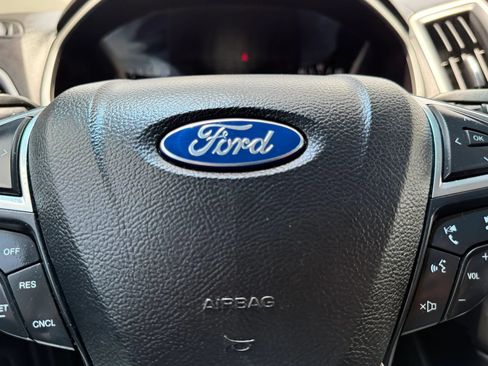 Used 2017 Ford Edge SEL AWD/4WD image 28