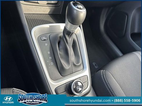 Certified 2023 Hyundai Venue SEL w/ Cargo Package image 32