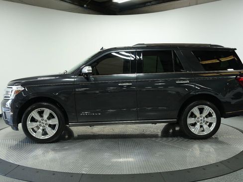 Used 2024 Ford Expedition Platinum AWD/4WD image 8