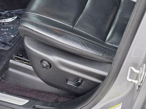 Used 2018 Jeep Grand Cherokee Limited image 22