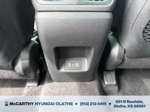 Used 2025 Hyundai Tucson Limited AWD/4WD image 23