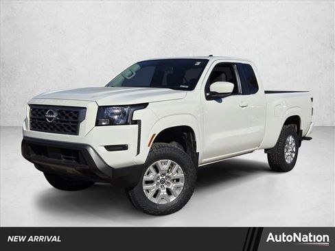 Used 2023 Nissan Frontier SV w/ Technology Package image 1