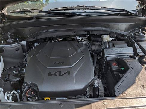 Used 2022 Kia Telluride SX w/ SX Prestige Package AWD/4WD image 10