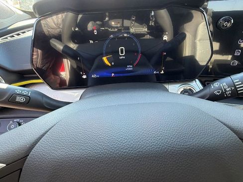 New 2026 Chevrolet Trax LT image 21