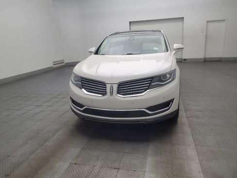 Used 2016 Lincoln MKX Reserve w/ Technology Package FWD image 15