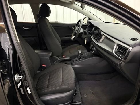Used 2022 Kia Rio S FWD image 15