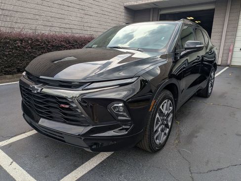 Used 2025 Chevrolet Blazer RS FWD image 1