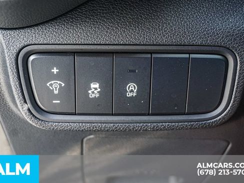 Used 2025 Kia Soul LX w/ LX Technology Package FWD image 43