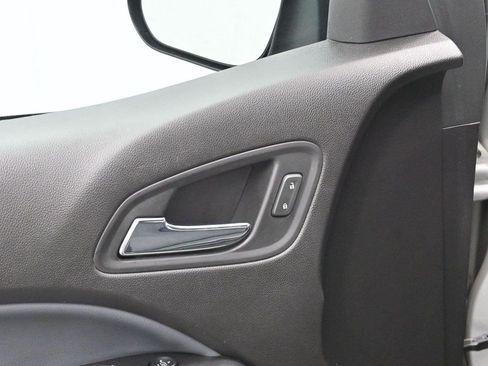 Used 2018 Chevrolet Colorado Z71 AWD/4WD image 12