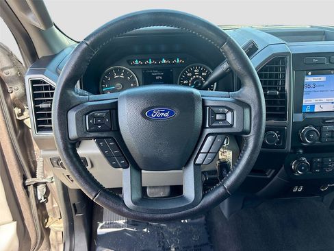 Used 2019 Ford F150 XLT w/ Equipment Group 302A Luxury AWD/4WD image 11