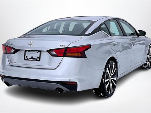Used 2022 Nissan Altima 2.5 SR image 5