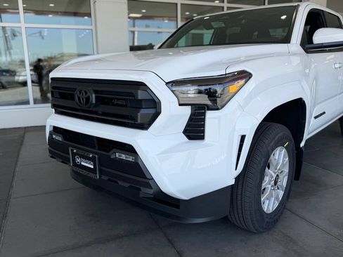 New 2026 Toyota Tacoma SR5 RWD image 3