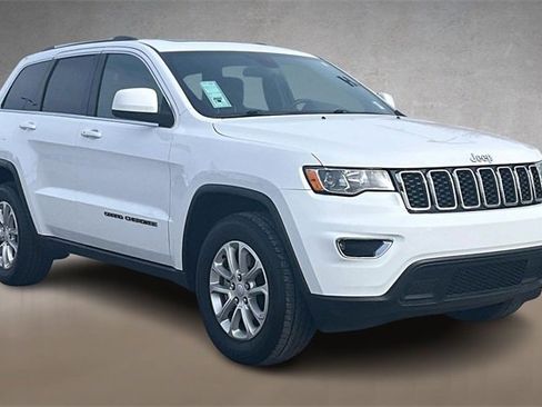Used 2021 Jeep Grand Cherokee Laredo X image 8