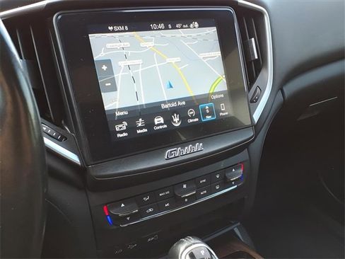 Used 2018 Maserati Ghibli S GranLusso image 9