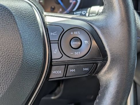 Used 2022 Toyota RAV4 XSE AWD/4WD image 19