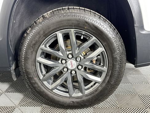 Used 2018 GMC Acadia SLT image 40