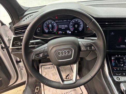 Used 2025 Audi Q7 3.0T Prestige image 17