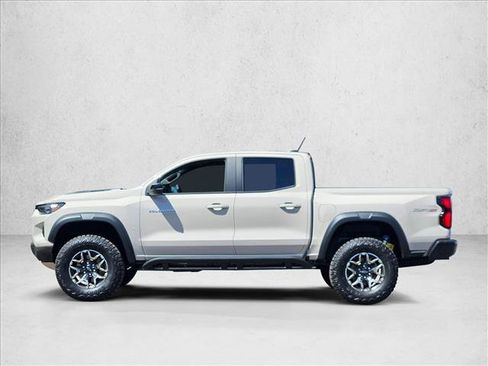 New 2026 Chevrolet Colorado ZR2 AWD/4WD image 10
