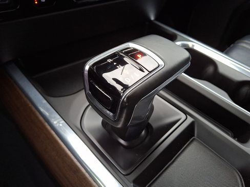 Certified 2023 Chevrolet Silverado 1500 High Country w/ High Country Premium Package image 15