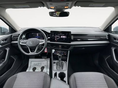 Used 2025 Volkswagen Jetta S FWD image 10